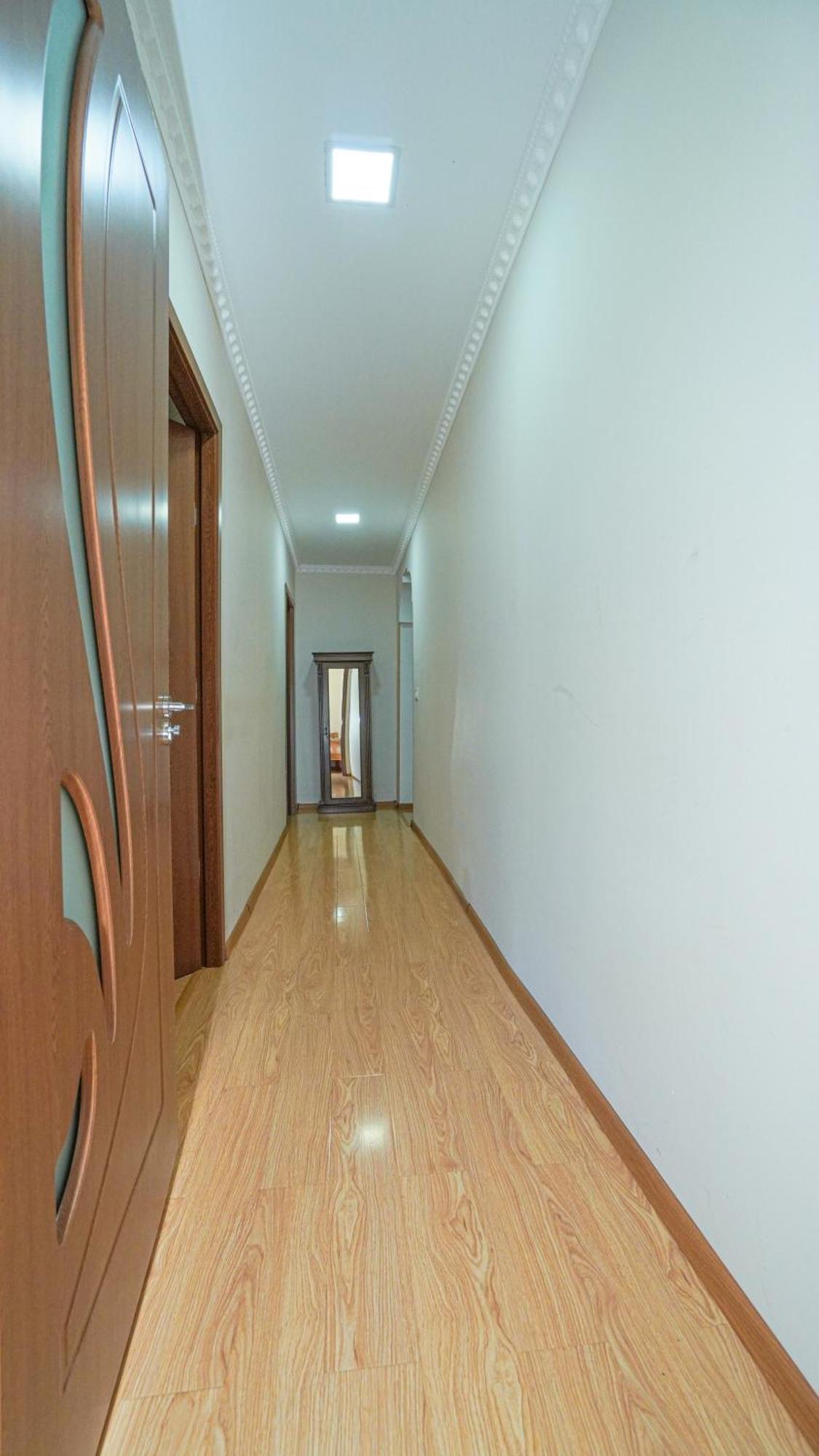 Givi Kakhiani'S Guesthouse Zhabeshi ภายนอก รูปภาพ